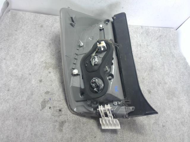 Right Tail Light TOYOTA Prius 2012 DAA-ZVW30 — photo 2