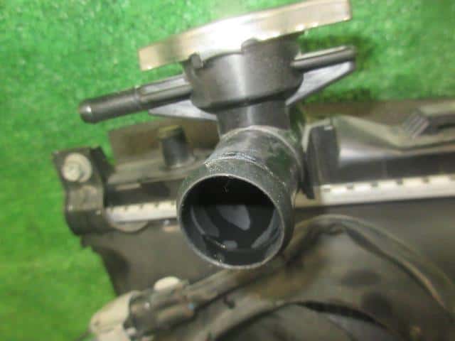 Radiator MAZDA Carol 2013 DBA-HB25S 1A3915200 — photo 3