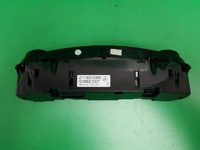 A/C & Heater Control panel MERCEDES-BENZ E-Class 2008 211 830 2590 — photo 4