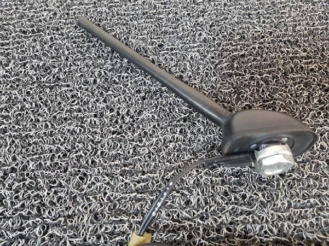Antenna NISSAN Cube 2011 — photo 2