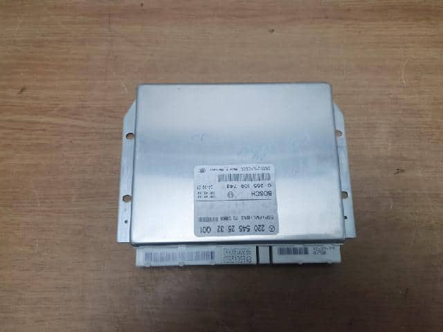 ABS Control Module MERCEDES-BENZ S-Class 2005 2205452532 — photo 1