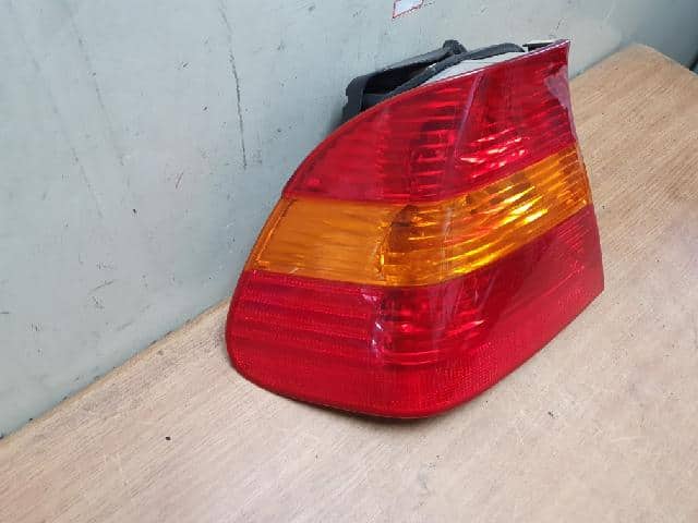 Left Tail Light BMW 2005 6946533 — photo 2