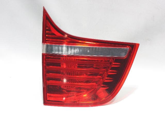Left Tail Light BMW 2008 L224211 — photo 1
