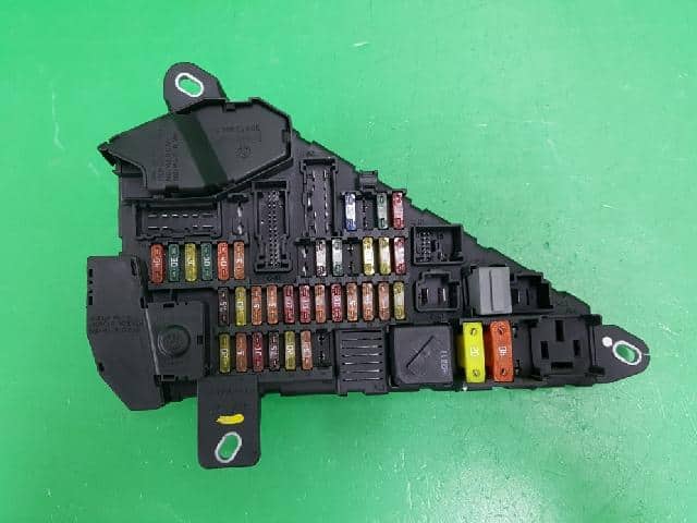 Fuse Box BMW 5 Series 2003 6 906 558 — photo 1