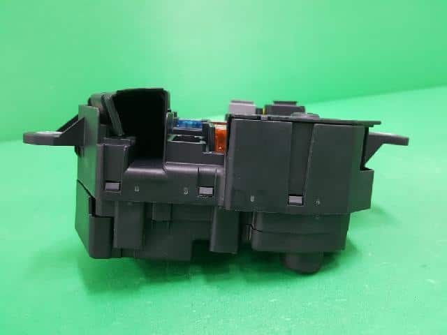 Fuse Box BMW 5 Series 2003 6 906 558 — photo 4