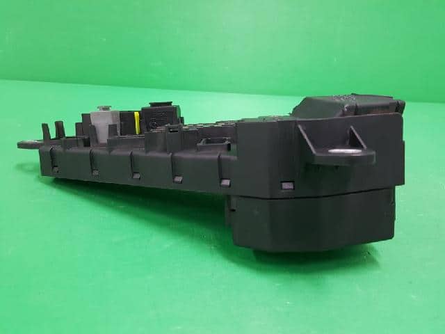 Fuse Box BMW 5 Series 2003 6 906 558 — photo 3