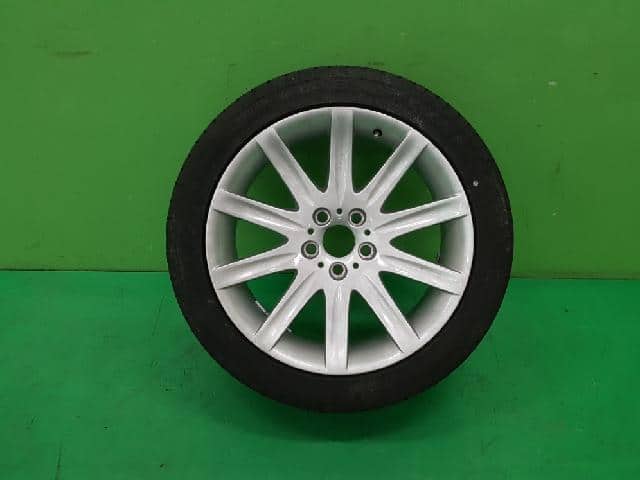 Tire BMW 7 Series 2007 6753241 — photo 1