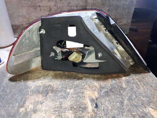 Right Tail Light BMW 2004 — photo 4