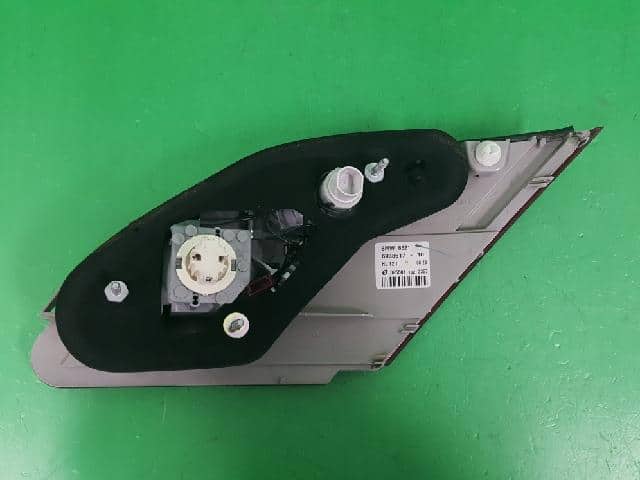 Left Tail Light BMW 7 Series 2008 6938517 — photo 2