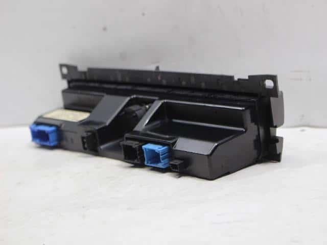 A/C & Heater Control panel BMW 7 Series 2004 64116942981 — photo 8