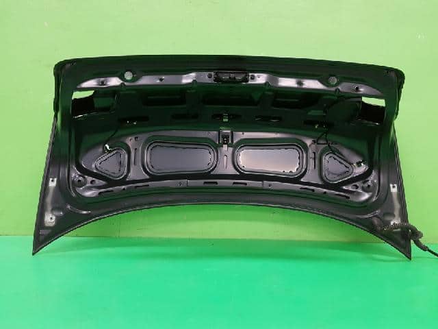 Trunk Panel BMW 2002 — photo 5