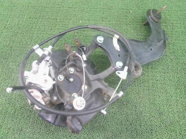 Rear Left Knuckle Hub Assembly MAZDA Axela 2016 DBA-BM5FS B45A2612X — photo 3
