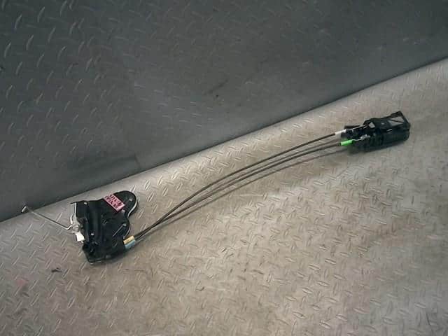 Rear Right Door Lock Actuator SUZUKI 2016 DAA-FF21S 8231062R10 — photo 2