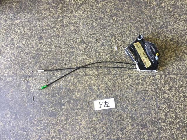 Front Left Door Lock Actuator TOYOTA Vitz 2015 DBA-KSP130 — photo 1