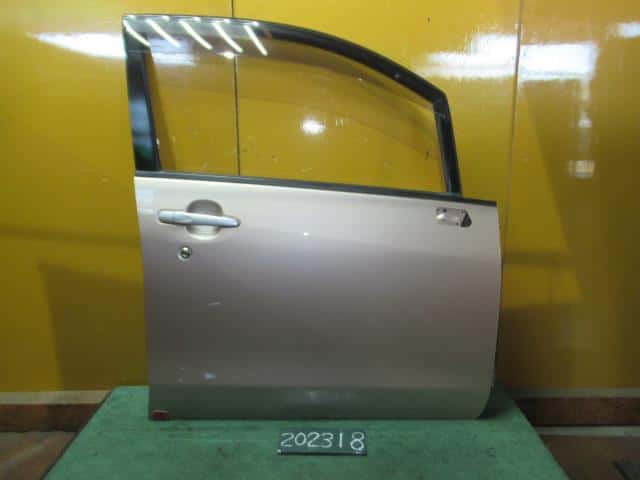Front Right Door Assembly DAIHATSU Move 2012 DBA-LA100S — photo 1