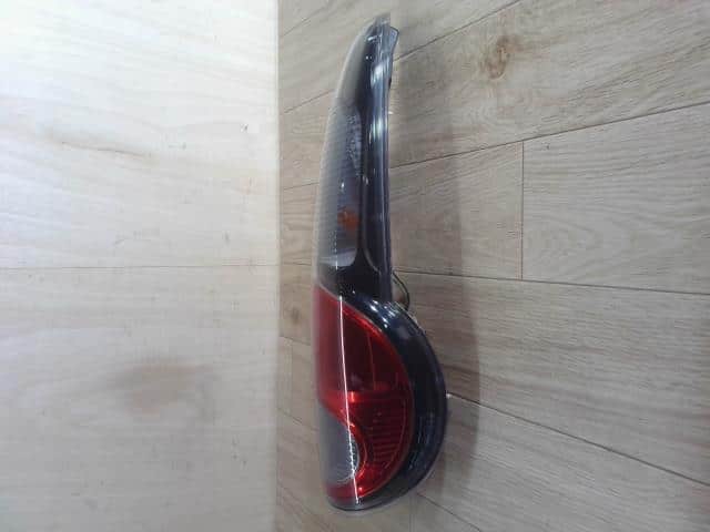 Right Tail Light SUZUKI MR Wagon 2013 DBA-MF33S 3565050M00 — photo 3