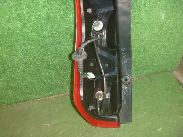 Right Tail Light NISSAN X-Trail 2010 DBA-NT31 — photo 8