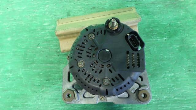 Alternator NISSAN Serena 2006 DBA-C25 — photo 4