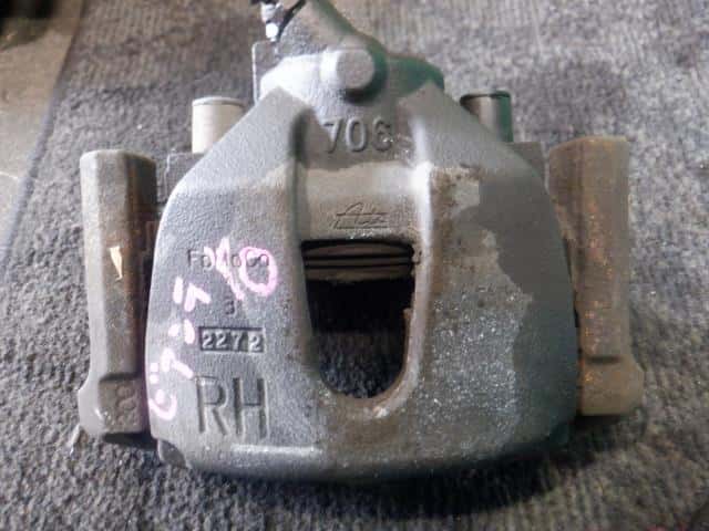 Front Right Caliper MAZDA Biante 2012 DBA-CCEFW — photo 1
