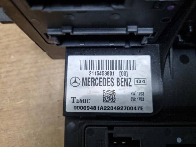 Fuse Box MERCEDES-BENZ E-Class 2006 2115453801 — photo 2