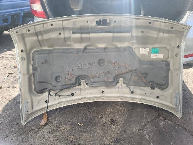 Bonnet Hood NISSAN Cube 2004 — photo 4