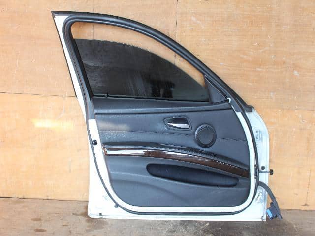 Front Left Door Panel BMW 2011 — photo 7