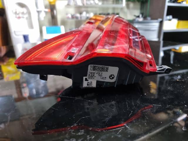Left Tail Light BMW 2017 7342967 — photo 3