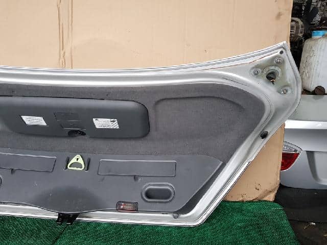 Trunk Panel BMW 7 Series 2003 — photo 7