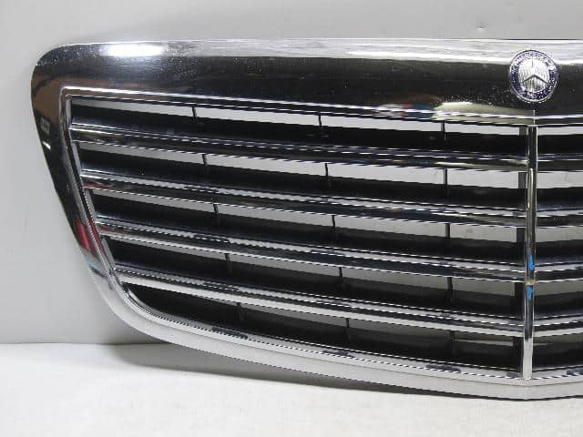 Radiator Grille MERCEDES-BENZ 2008 221 880 00 83 — photo 2