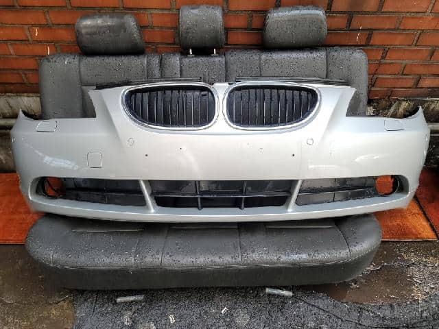 Front Bumper BMW 5 Series 2004 — photo 1