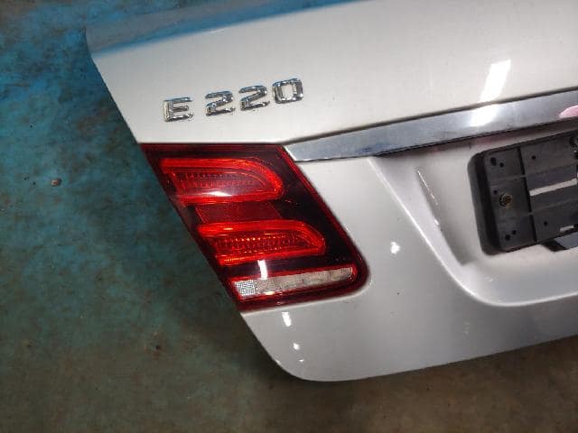 Trunk Panel MERCEDES-BENZ 2015 — photo 2