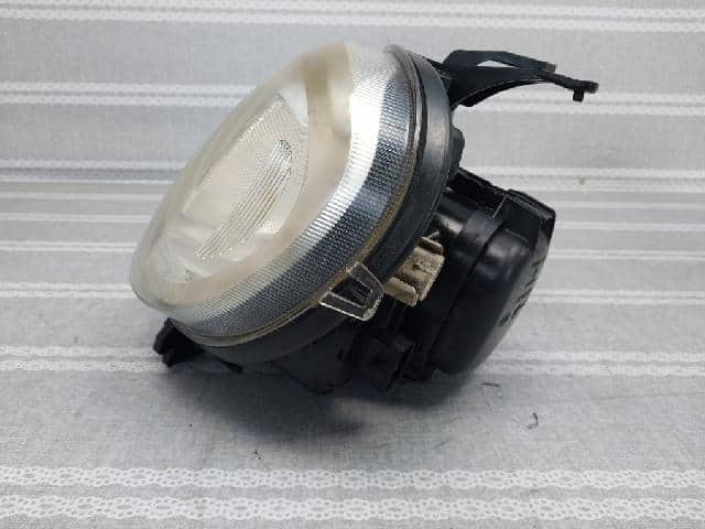 Left Headlight MERCEDES-BENZ ML-Class 2003 — photo 3