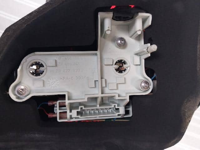 Left Tail Light MERCEDES-BENZ 2008 — photo 6