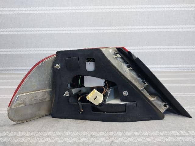 Right Tail Light BMW 2002 — photo 4
