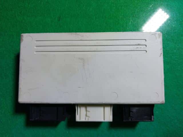 ABS Control Module BMW 2003 6 930 204 — photo 2