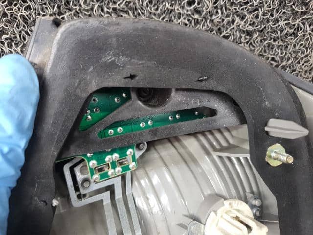 Left Tail Light MERCEDES-BENZ S-Class 2004 — photo 5