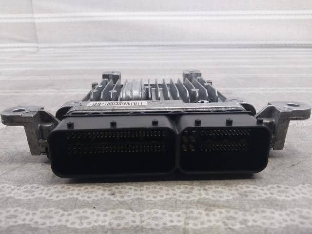 Engine Control Unit / ECU MERCEDES-BENZ 2012 A 651 900 75 00 — photo 3