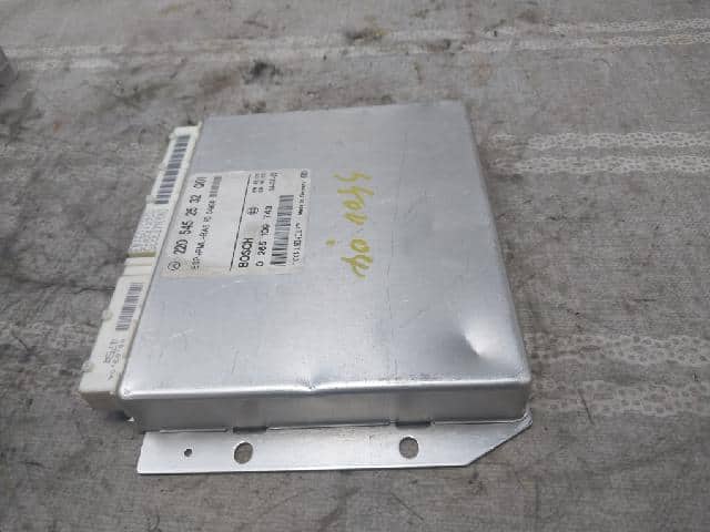 ABS Control Module MERCEDES-BENZ S-Class 2004 220 545 25 32 — photo 2