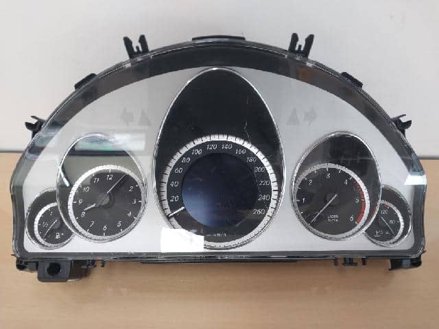 Cluster Panel MERCEDES-BENZ 2012 212 900 1113 — photo 1