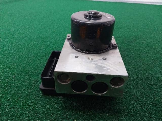 ABS Control Module MERCEDES-BENZ C-Class 2003 A 032 545 92 32 — photo 2