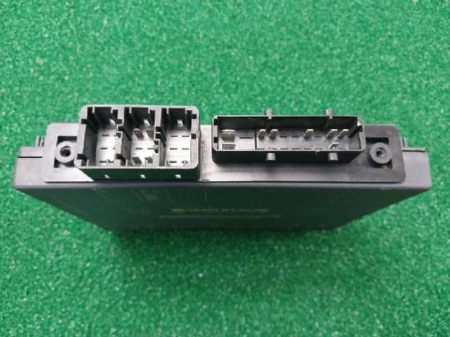 ABS Control Module MERCEDES-BENZ S-Class 2002 220 820 12 85 — photo 3