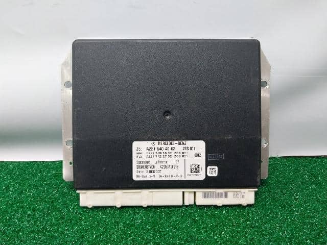 ABS Control Module MERCEDES-BENZ 2007 221 540 40 62 — photo 1