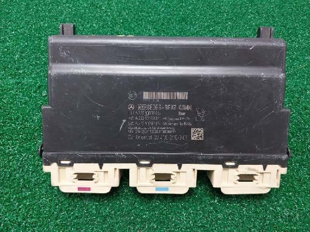 ABS Control Module MERCEDES-BENZ 2015 A 222 900 3904 — photo 1