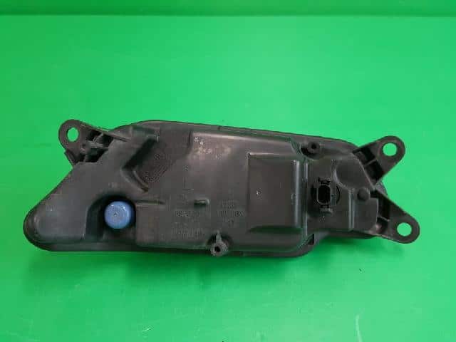 Left Fog Light MERCEDES-BENZ E-Class 2010 A2128200756 — photo 3