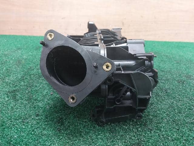 Inlet Manifold BMW 3 Series 2011 — photo 3