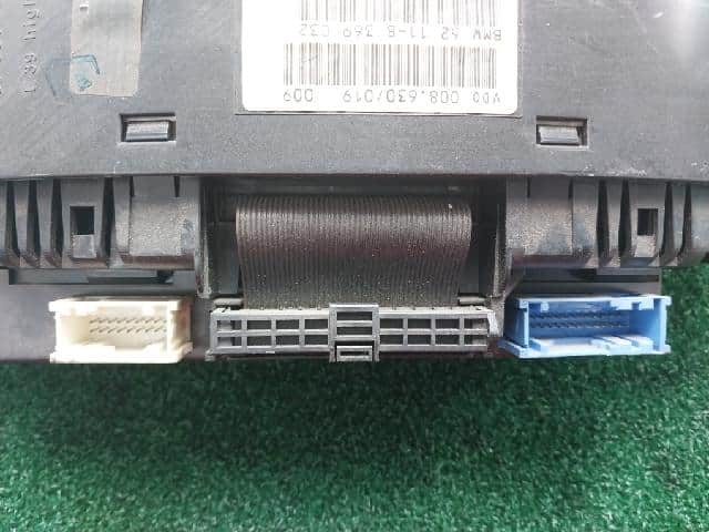Cluster Panel BMW 7 Series 2000 6211-8 369 051 — photo 5