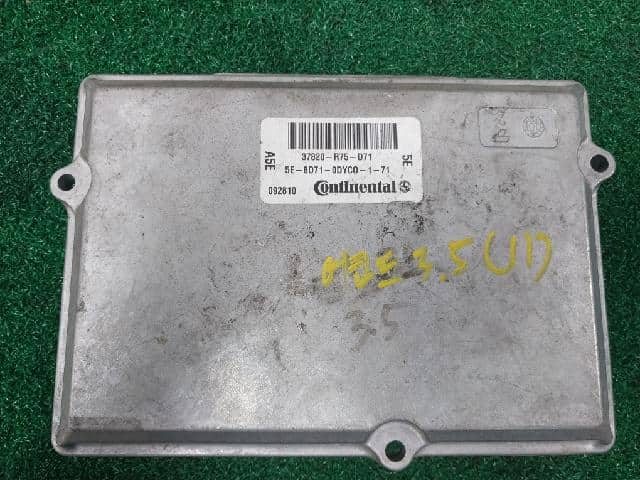 Engine Control Unit / ECU HONDA Accord 2011 37820-R75-D71 — photo 3