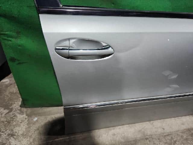 Front Right Door Panel MERCEDES-BENZ E-Class 2004 — photo 2