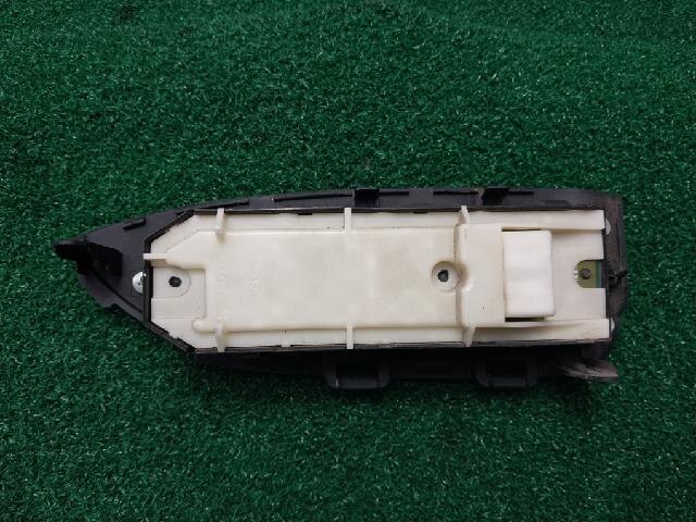 Power Window Switch TOYOTA Prius 2011 84040-33100 — photo 2