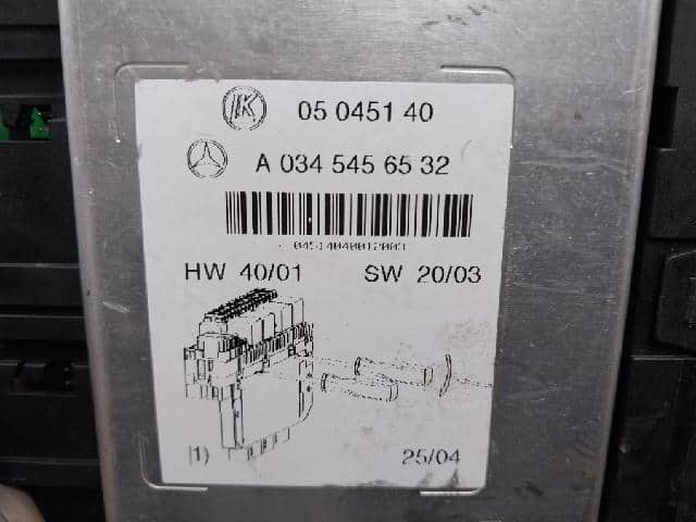 Fuse Box MERCEDES-BENZ S-Class 2005 A 000 540 56 50 — photo 6
